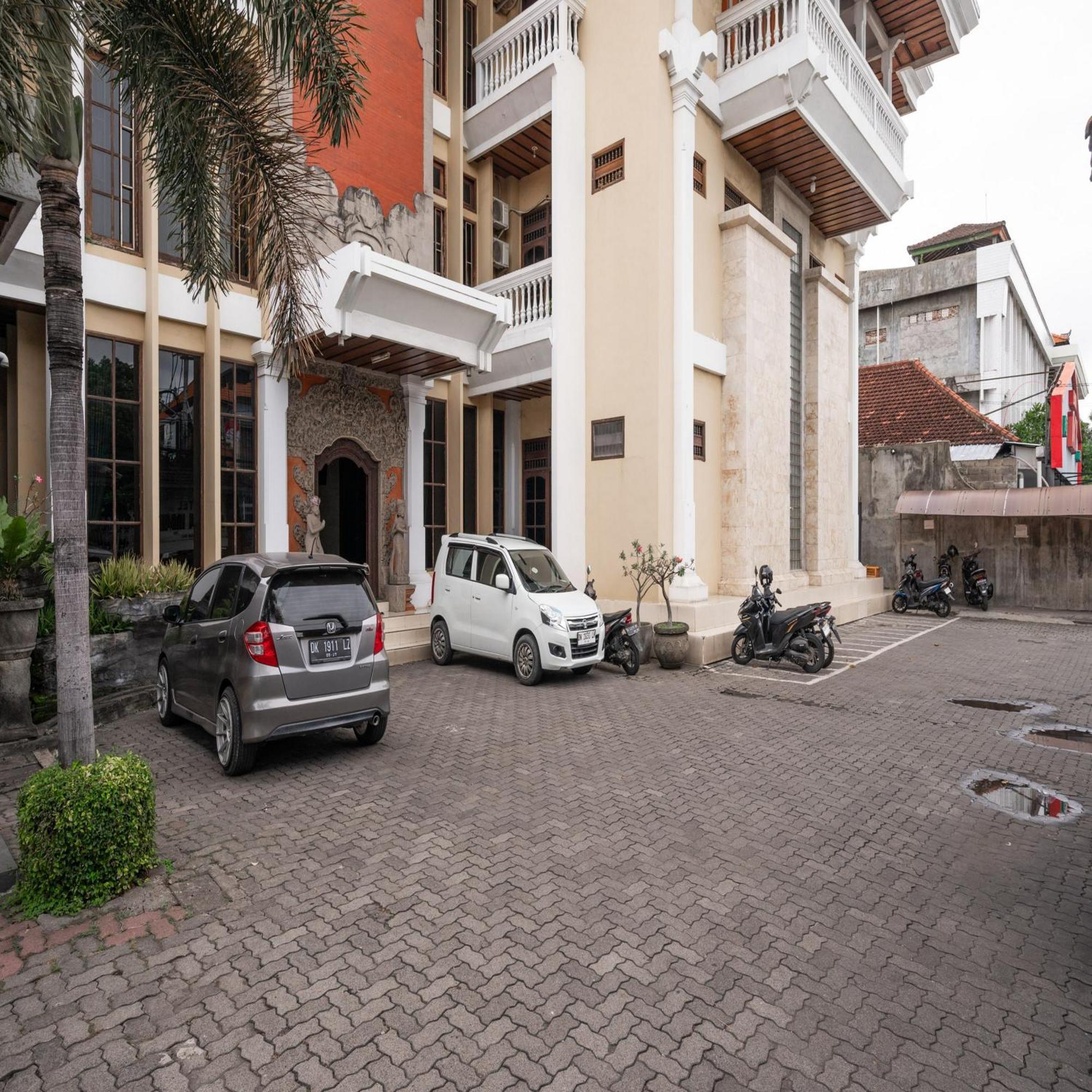 Dewata Indah Mitra Reddoorz Hotel Denpasar (Bali)
